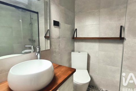 Apartamento de 4 dormitorios en venta en Vilanova i la Geltrú, Barcelona, Cataluña, Spain № 7423 - foto 18