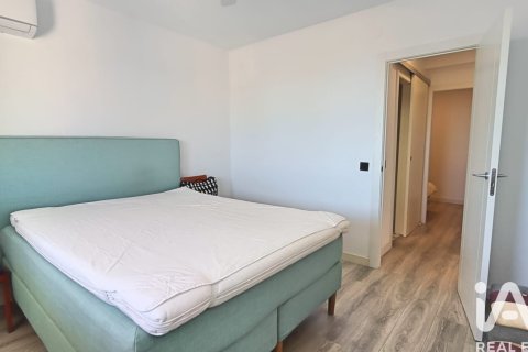 Apartamento de 4 dormitorios en venta en Vilanova i la Geltrú, Barcelona, Cataluña, Spain № 7423 - foto 21