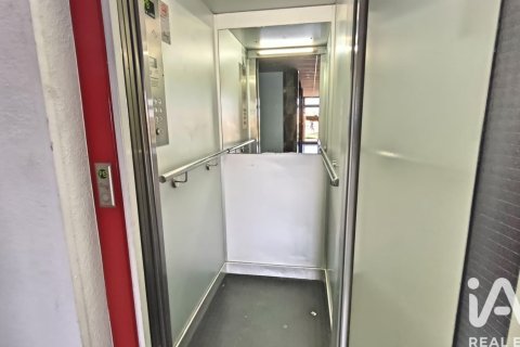 Apartamento de 4 dormitorios en venta en Vilanova i la Geltrú, Barcelona, Cataluña, Spain № 7423 - foto 3