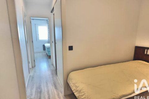 Apartamento de 4 dormitorios en venta en Vilanova i la Geltrú, Barcelona, Cataluña, Spain № 7423 - foto 15