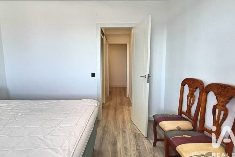 Apartamento de 4 dormitorios en venta en Vilanova i la Geltrú, Barcelona, Cataluña, Spain № 7423 - foto 20