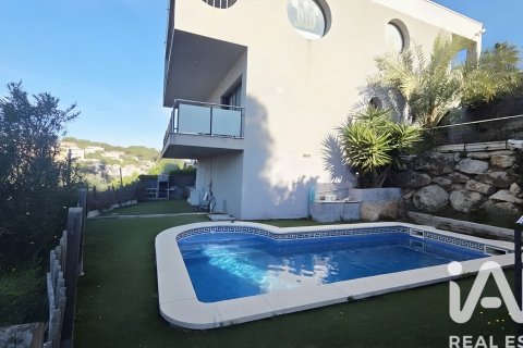 Apartamento de 4 dormitorios en venta en Calafell, Tarragona, Cataluña, Spain № 7420