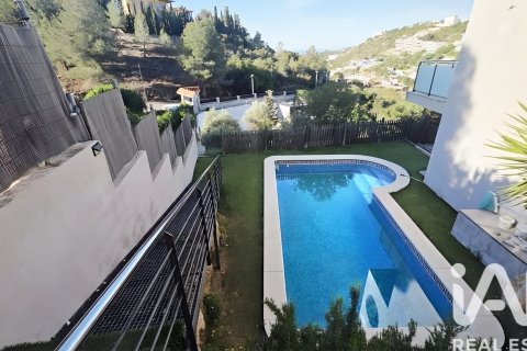 Apartamento de 4 dormitorios en venta en Calafell, Tarragona, Cataluña, Spain № 7420 - foto 29