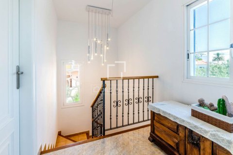 5 bedrooms villa for sale in Sitges, Barcelona, Catalonia, Spain № 3976 - photo 2