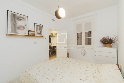 Apartamento de 3 dormitorios en venta en Barcelona, Cataluña, Spain № 3971 - foto 19