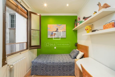 Apartamento de 3 dormitorios en venta en Barcelona, Cataluña, Spain № 3972 - foto 30