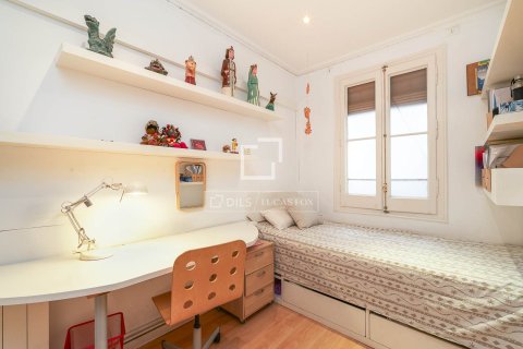 Apartamento de 3 dormitorios en venta en Barcelona, Cataluña, Spain № 3972 - foto 17