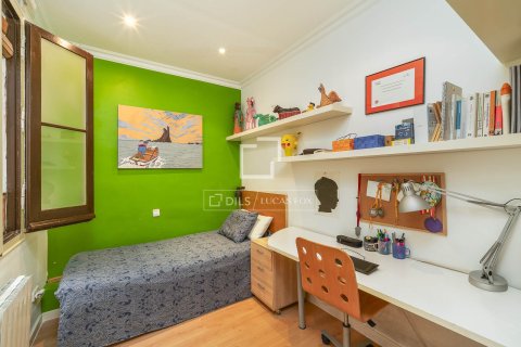 Apartamento de 3 dormitorios en venta en Barcelona, Cataluña, Spain № 3972 - foto 29