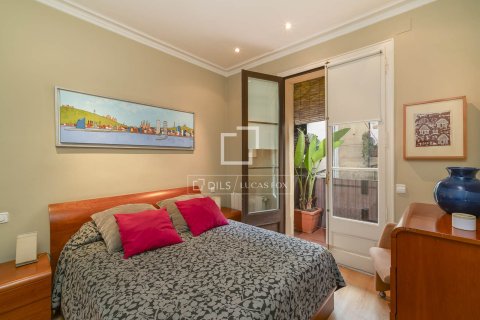 Apartamento de 3 dormitorios en venta en Barcelona, Cataluña, Spain № 3972 - foto 21