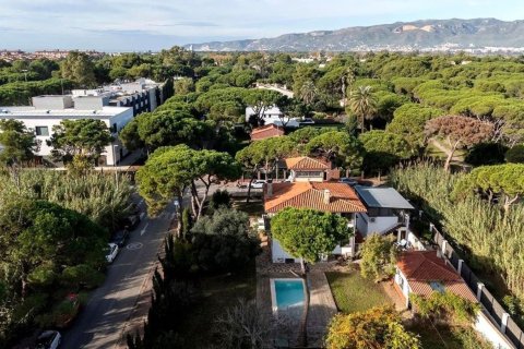 Сasa de 4 dormitorios en venta en Gavà, Barcelona, Cataluña, Spain № 6617 - foto 4