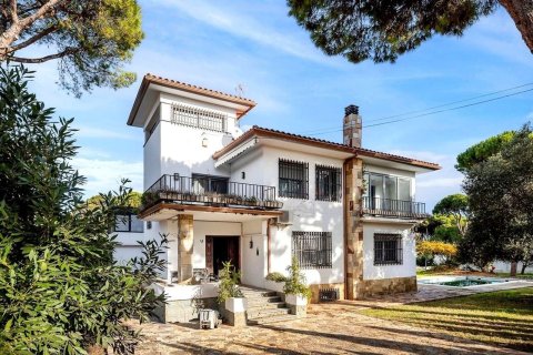 Сasa de 4 dormitorios en venta en Gavà, Barcelona, Cataluña, Spain № 6617 - foto 8