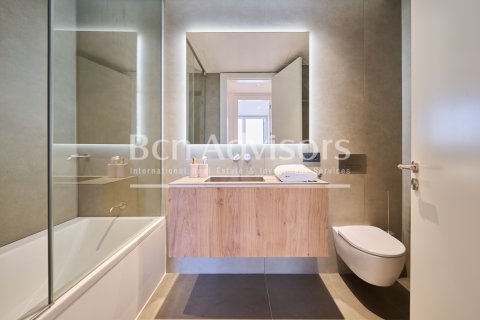 Apartamento de 2 dormitorios en venta en Barcelona, Cataluña, Spain № 2855 - foto 24