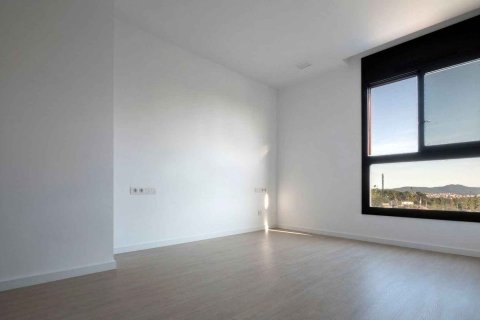 Ático de 4 dormitorios en venta en Can Draper Residencial Fase III L'Ametlla del Vallès, Barcelona, Cataluña, Spain № 3310 - foto 7