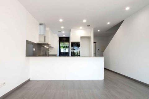 3 bedrooms apartment for sale in Can Draper Residencial Fase III L'Ametlla Del Valles, Barcelona, Catalonia, Spain № 3307 - photo 4
