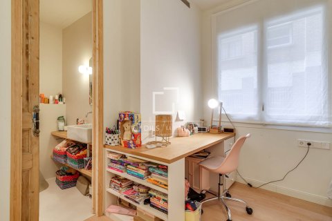 4 bedrooms apartment for sale in Barcelona, Catalonia, Spain № 6832 - photo 26