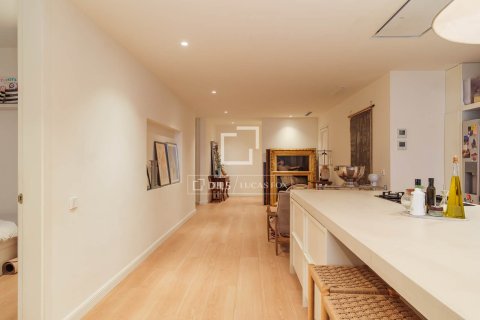 4 bedrooms apartment for sale in Barcelona, Catalonia, Spain № 6832 - photo 15