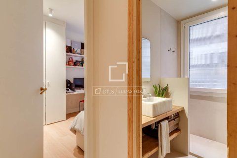 4 bedrooms apartment for sale in Barcelona, Catalonia, Spain № 6832 - photo 29