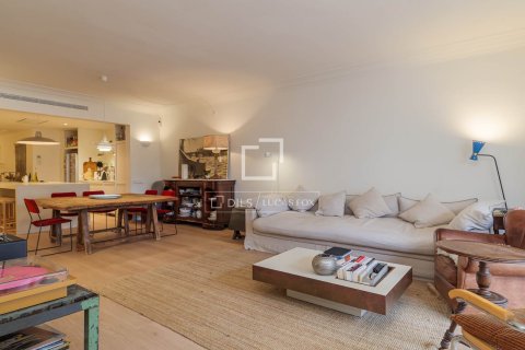 4 bedrooms apartment for sale in Barcelona, Catalonia, Spain № 6832 - photo 4