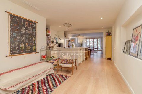 4 bedrooms apartment for sale in Barcelona, Catalonia, Spain № 6832 - photo 8