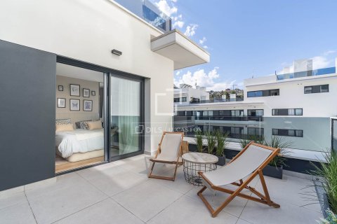 Ático de 3 dormitorios en venta en Sant Boi de Llobregat, Barcelona, Cataluña, Spain № 6831 - foto 10