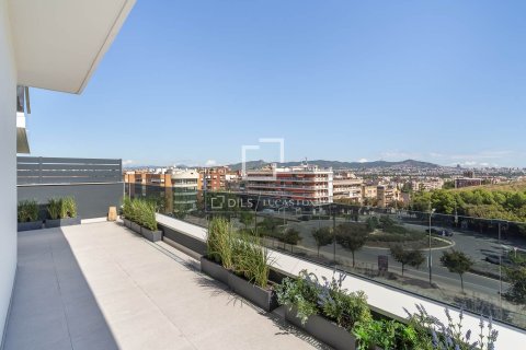 Ático de 3 dormitorios en venta en Sant Boi de Llobregat, Barcelona, Cataluña, Spain № 6831 - foto 9