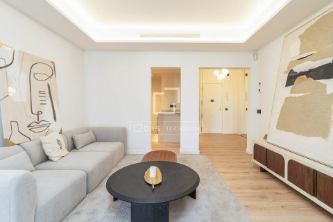 Купить квартиру в Барселона, Испания с 3 спальни, 100м², № 6833 - фото 22