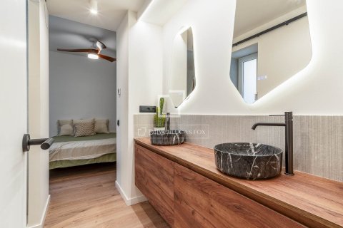 Купить квартиру в Барселона, Испания с 3 спальни, 100м², № 6833 - фото 5