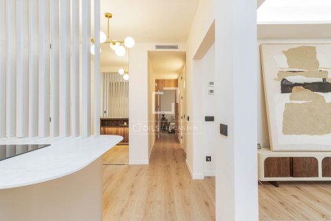 Купить квартиру в Барселона, Испания с 3 спальни, 100м², № 6833 - фото 13