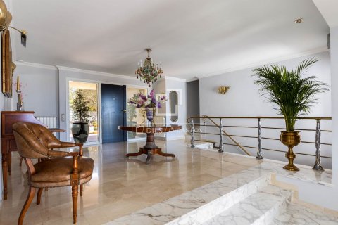 6 bedrooms villa for sale in Alella, Barcelona, Catalonia, Spain № 8792 - photo 11