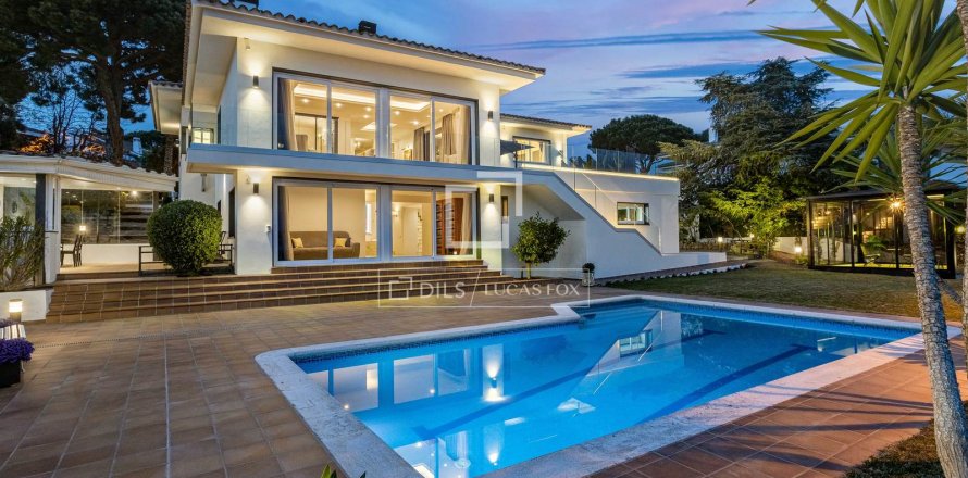 6 bedrooms villa for sale in Alella, Barcelona, Catalonia, Spain № 8792