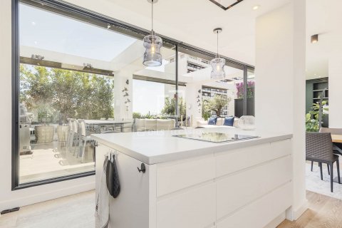 Ático de 5 dormitorios en venta en Barcelona, Cataluña, Spain № 8793 - foto 16