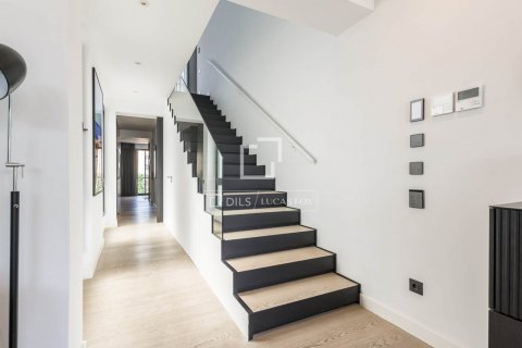 Ático de 5 dormitorios en venta en Barcelona, Cataluña, Spain № 8793 - foto 20