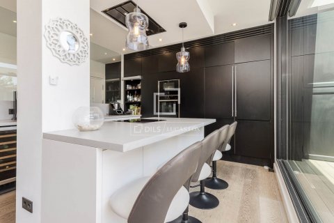 Ático de 5 dormitorios en venta en Barcelona, Cataluña, Spain № 8793 - foto 9