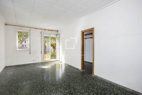 Apartamento de 3 dormitorios en venta en Barcelona, Cataluña, Spain № 8791 - foto 2