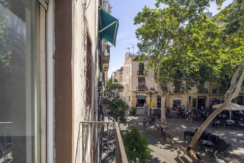 Apartamento de 3 dormitorios en venta en Barcelona, Cataluña, Spain № 8791 - foto 7
