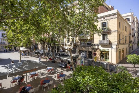 Apartamento de 3 dormitorios en venta en Barcelona, Cataluña, Spain № 8791 - foto 9