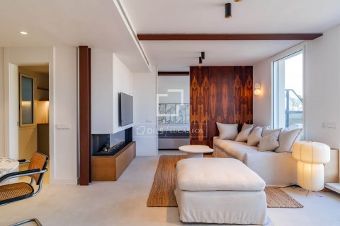 Ático de 3 dormitorios en venta en Barcelona, Cataluña, Spain № 8789