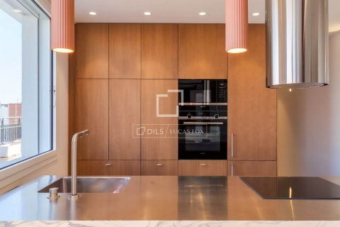 Купить пентхаус в Барселона, Испания с 3 спальни, 117м², № 8789 - фото 3