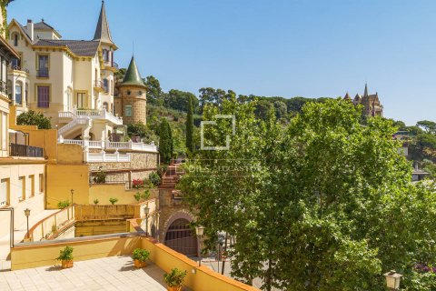 Apartamento de 3 dormitorios en venta en Barcelona, Cataluña, Spain № 8790 - foto 29