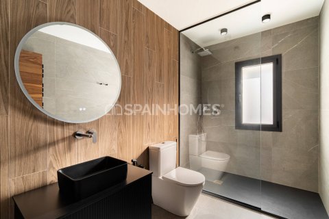 Villa de 5 dormitorios en venta en Castelldefels, Barcelona, Cataluña, Spain № 6568 - foto 27