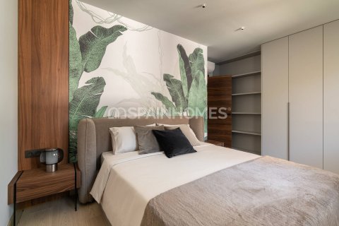 Villa de 5 dormitorios en venta en Castelldefels, Barcelona, Cataluña, Spain № 6568 - foto 21