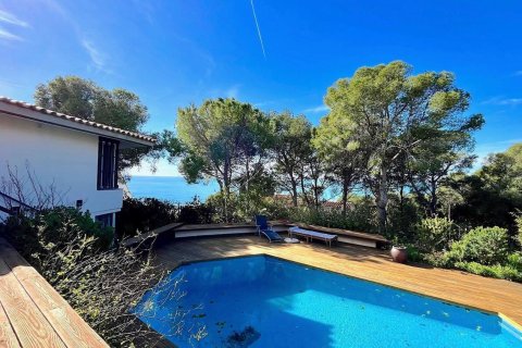 Сasa de 4 dormitorios en venta en Castelldefels, Barcelona, Cataluña, Spain № 6573