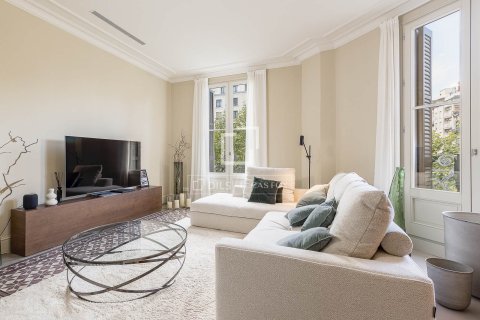 Apartamento de 3 dormitorios en venta en Barcelona, Cataluña, Spain № 6567 - foto 14