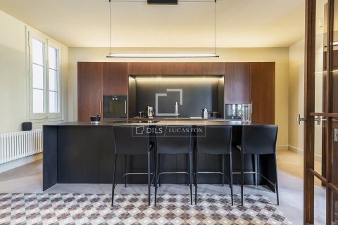 Apartamento de 3 dormitorios en venta en Barcelona, Cataluña, Spain № 6567 - foto 4
