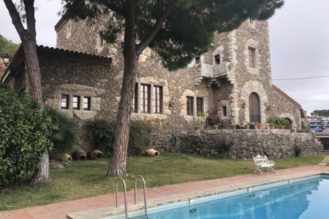 Сasa de 6 dormitorios en venta en Castelldefels, Barcelona, Cataluña, Spain № 6572