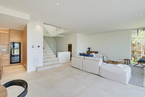 Сasa de 4 dormitorios en venta en Begur, Gerona, Cataluña, Spain № 1665 - foto 8