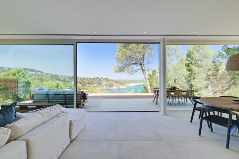 Сasa de 4 dormitorios en venta en Begur, Gerona, Cataluña, Spain № 1665 - foto 15
