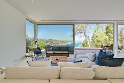 Сasa de 4 dormitorios en venta en Begur, Gerona, Cataluña, Spain № 1665 - foto 10