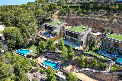 Сasa de 4 dormitorios en venta en Begur, Gerona, Cataluña, Spain № 1665 - foto 4