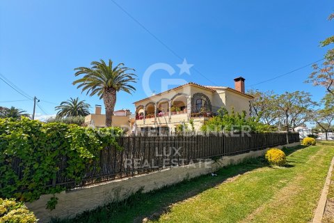 Купить виллу в Эмпуриабрава, Испания с 4 спальни, 372м², № 5682 - фото 16